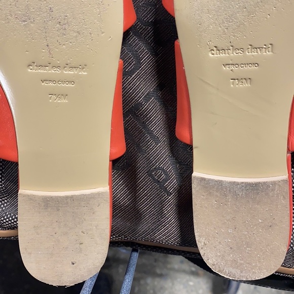 - Charles David SIAMESE slide  salmons shade double strap across instep 7.5 - Picture 15 of 15